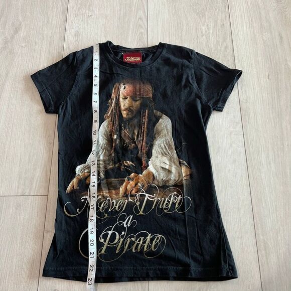 Disney Pirates of the Caribbean women shirt size s - Picture 2 of 6